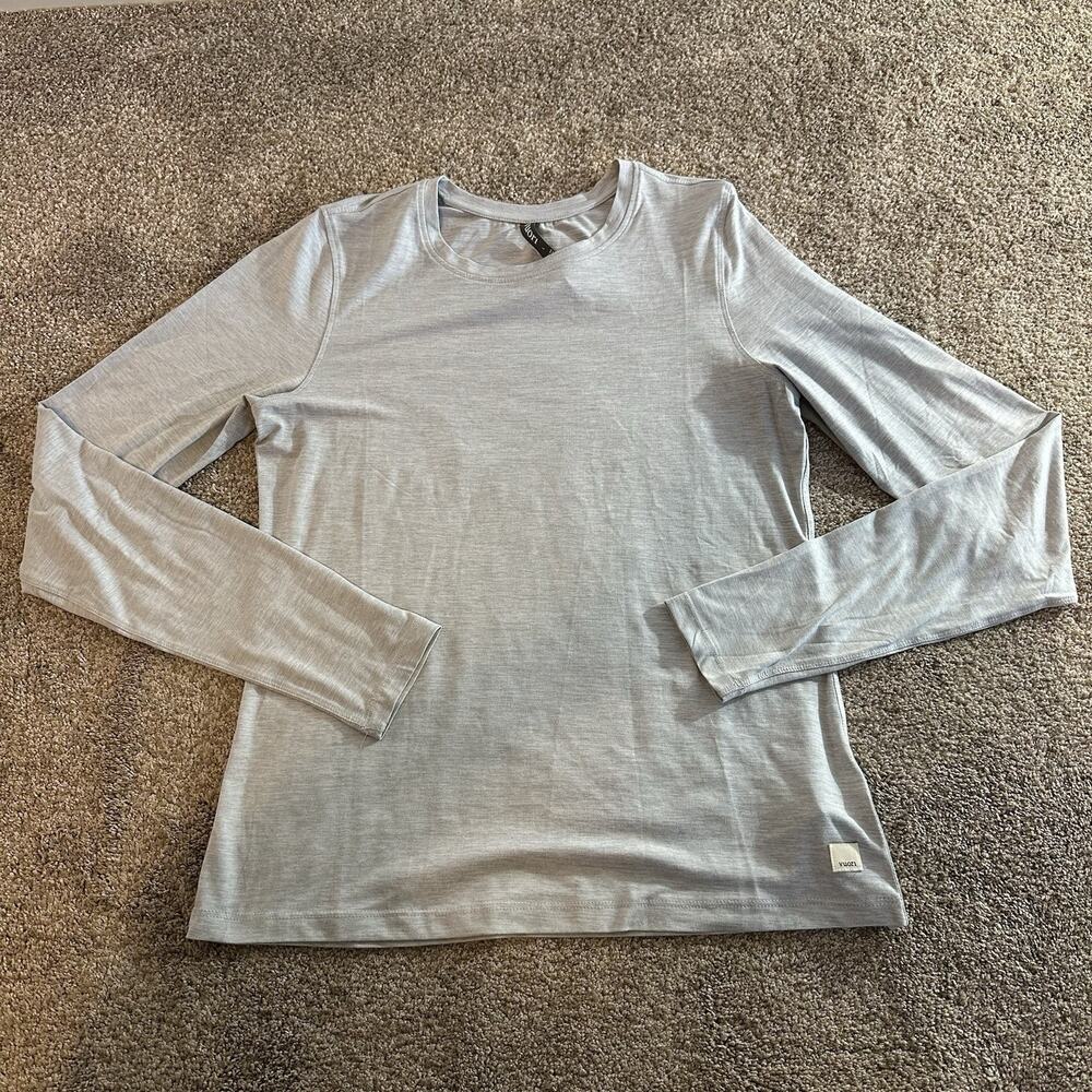 Vuori Shirt Womens Large L Gray Long Sleeve Lux Crewneck Performance VW1038